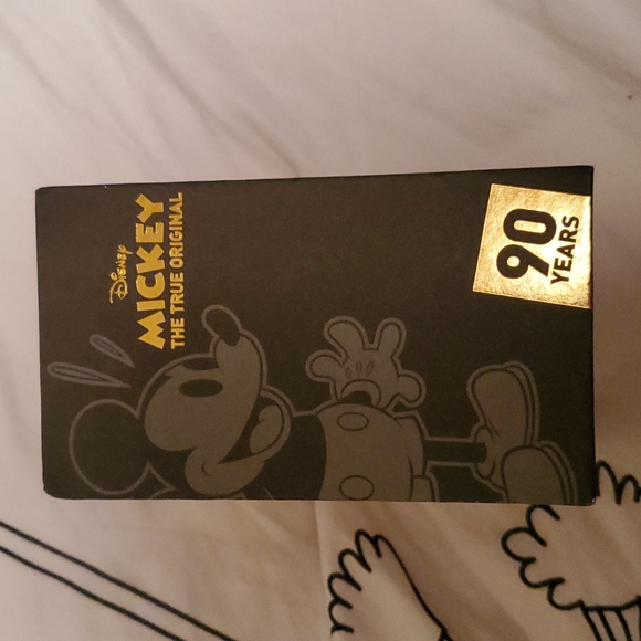 NWT Mickey Mouse Gold Watch - Picture 2 of 6